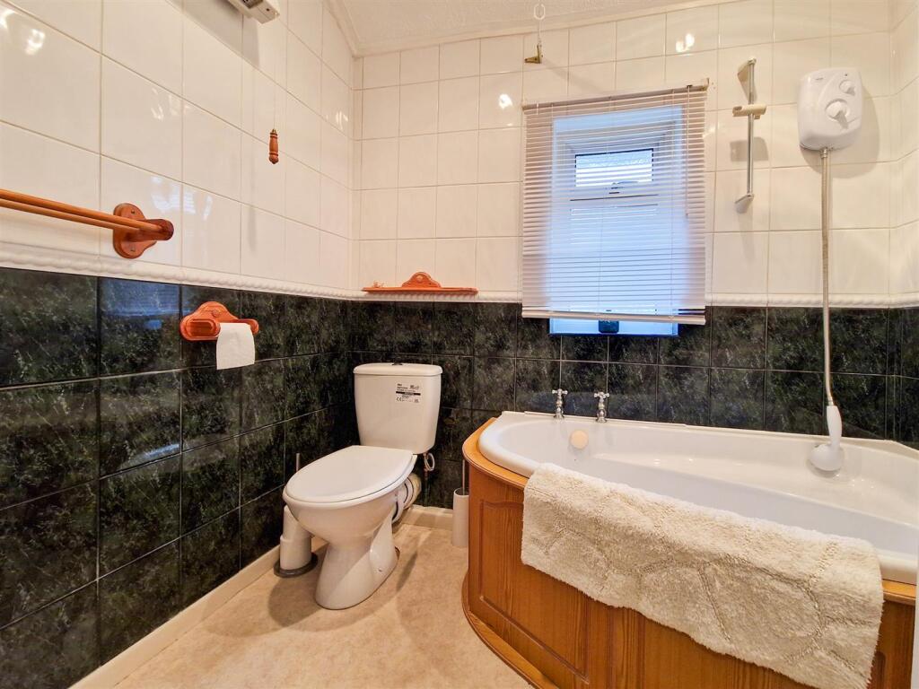 bathroom-w.c