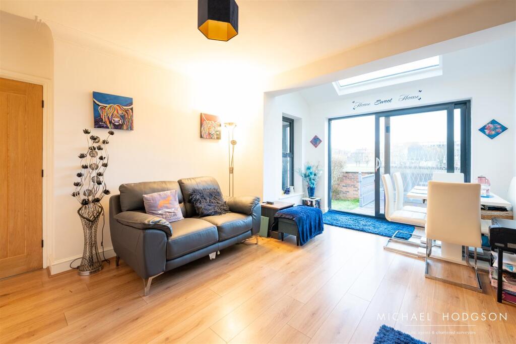 48, Belle Vue Park West-10.jpg