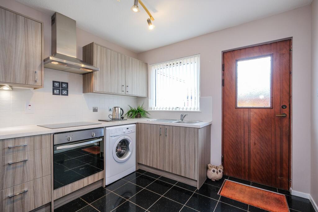 Dining kitchen alternative view