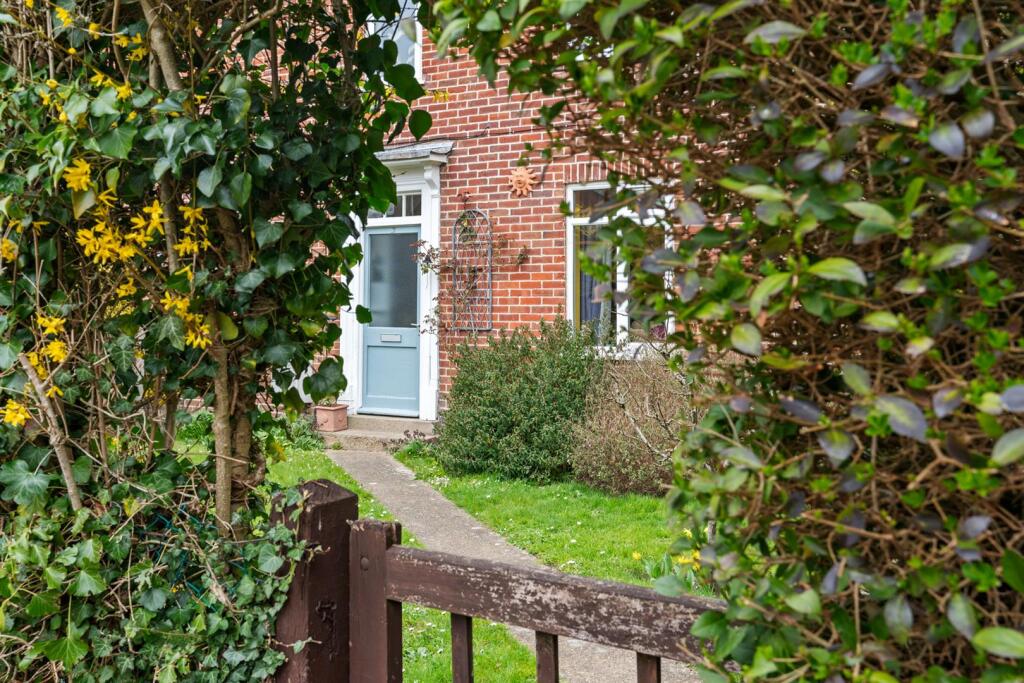 7GuntonRoad-017.jpg