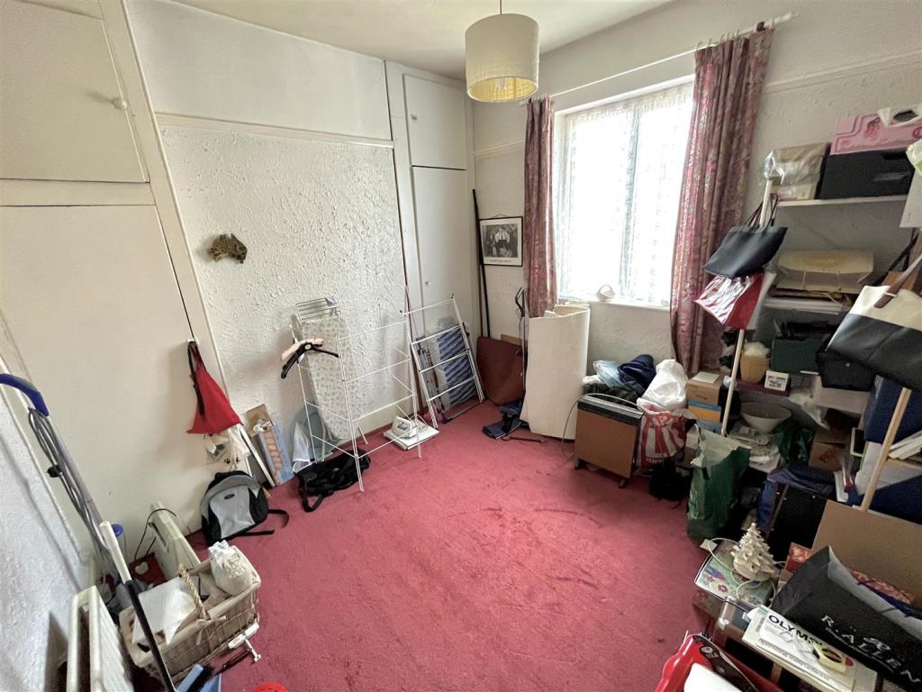Bedroom 3.jpg