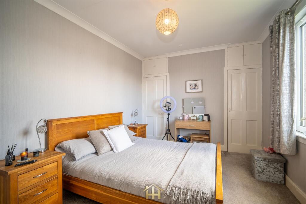 38 GLENMOY AVE 220525 EDIT (17 of 40).jpg