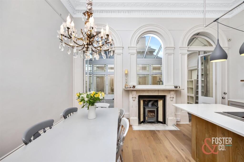 First Avenue 13 FFF - 011.jpg