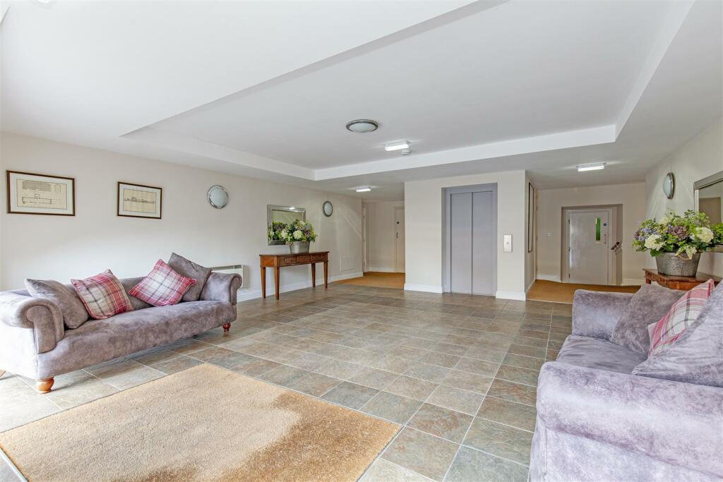 Communal Entrance-1.jpg