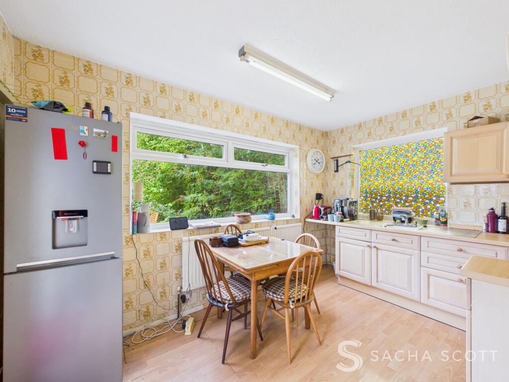 Kitchen / Breakfast Room