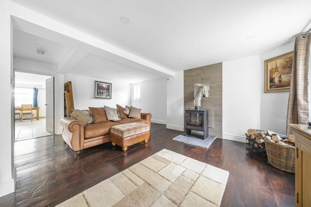 Living Room (1)