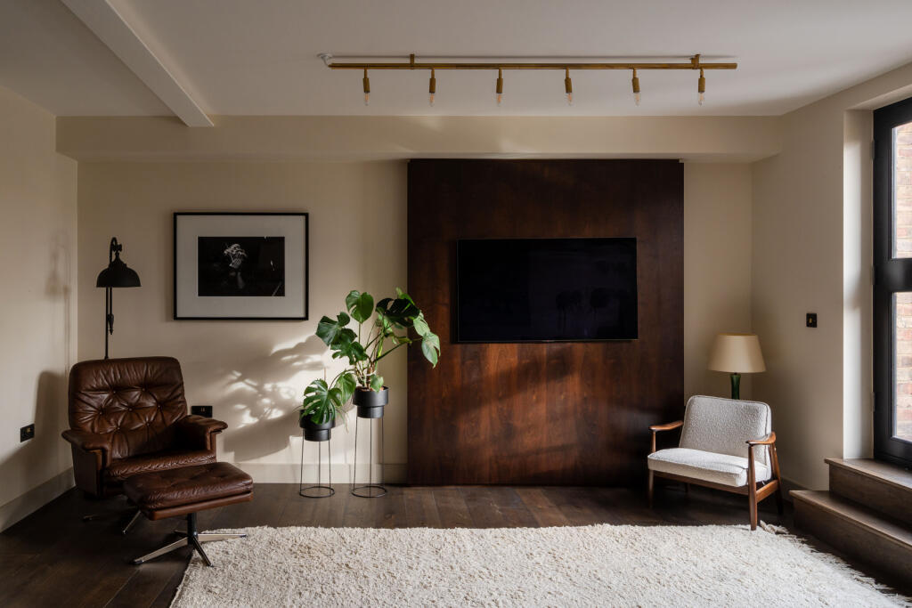 244904 - a0OP6000005GXBdMAO_N46.jpg