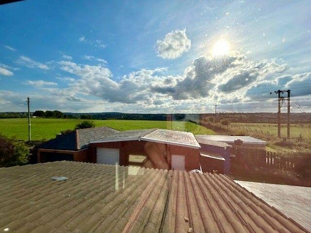 Open views to rear of house