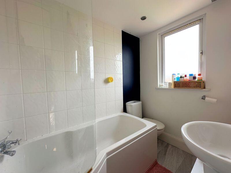 En Suite Bathroom