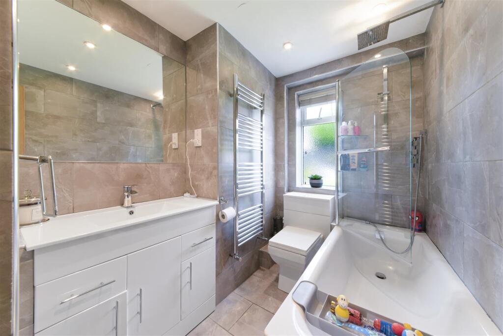 LYME REGIS ROAD,5 -8.jpg