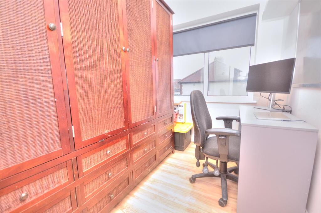 DSC_3825_Smooth 3.jpg