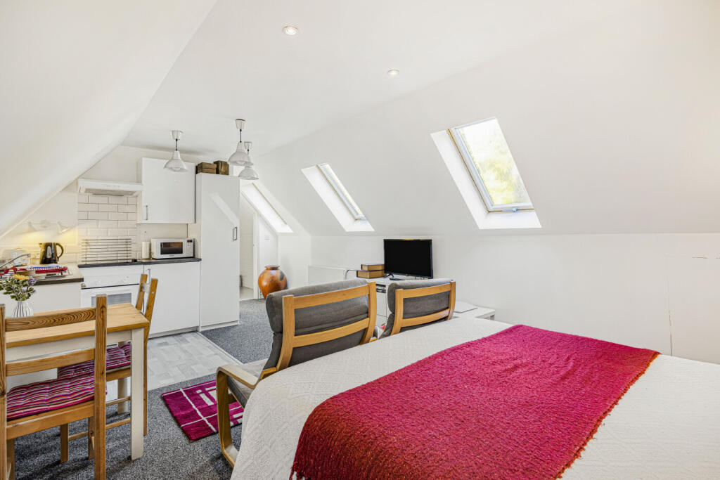 Holiday Cottage 2