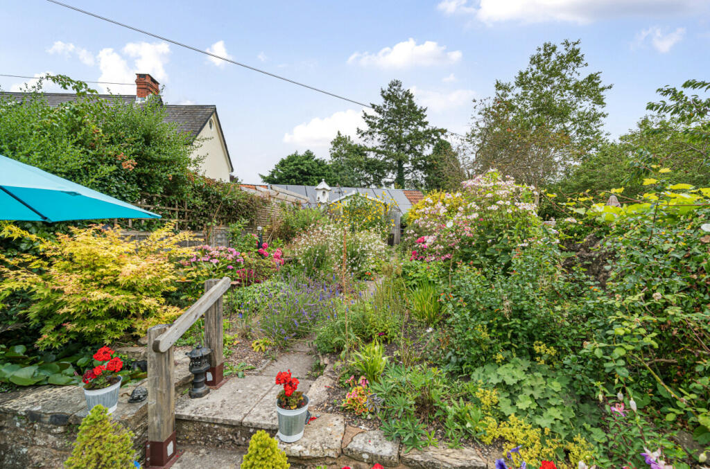 Bampton Seddons