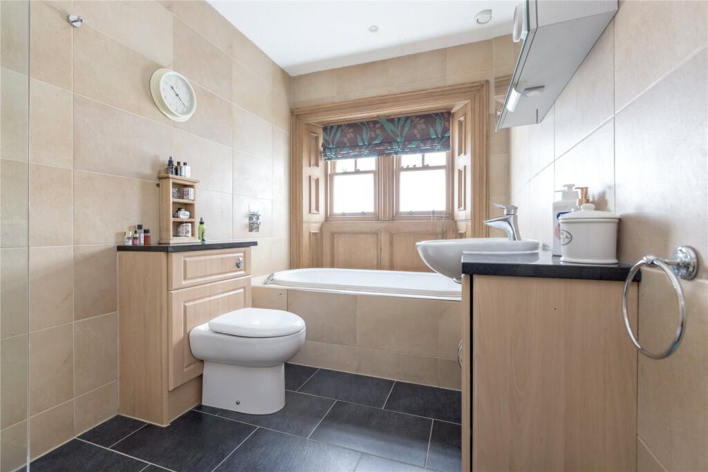 Ensuite Bathroom
