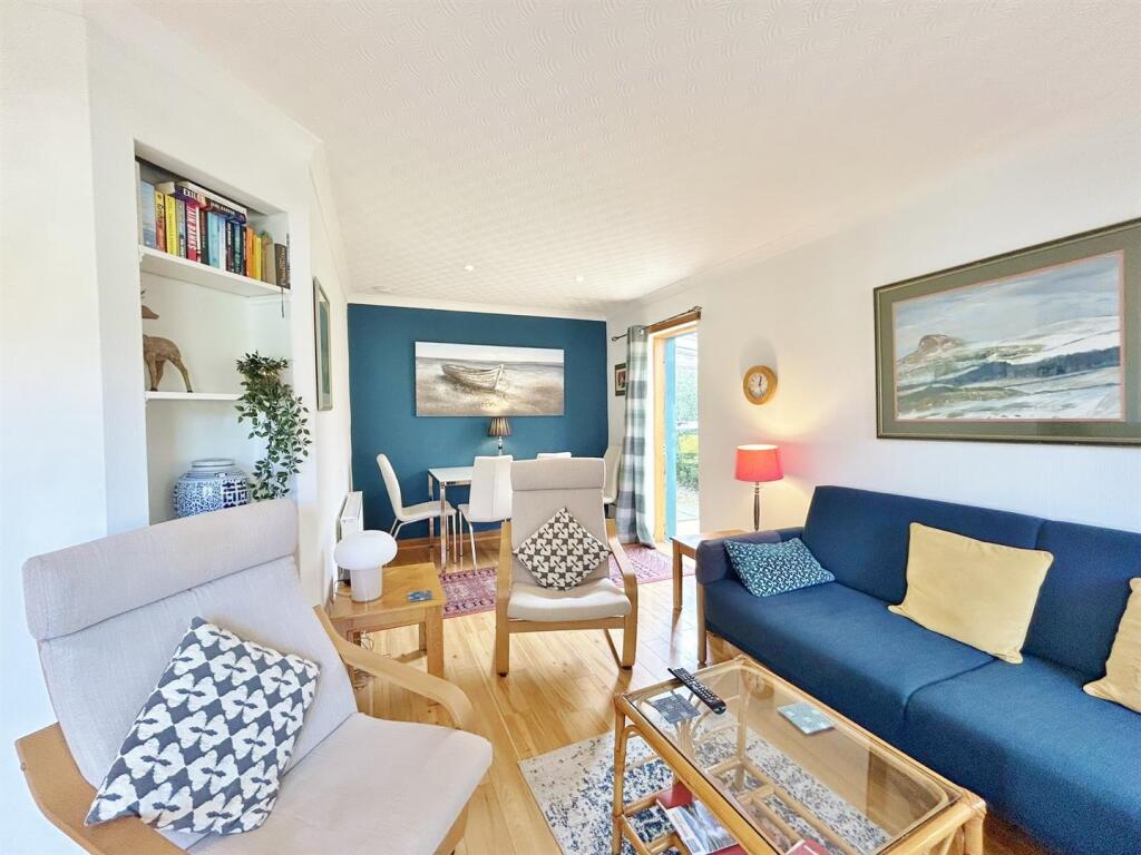 Open plan lounge