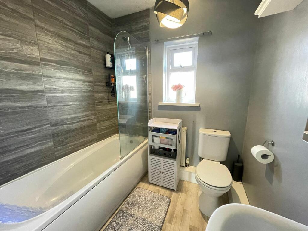 HOUSE BATHROOM