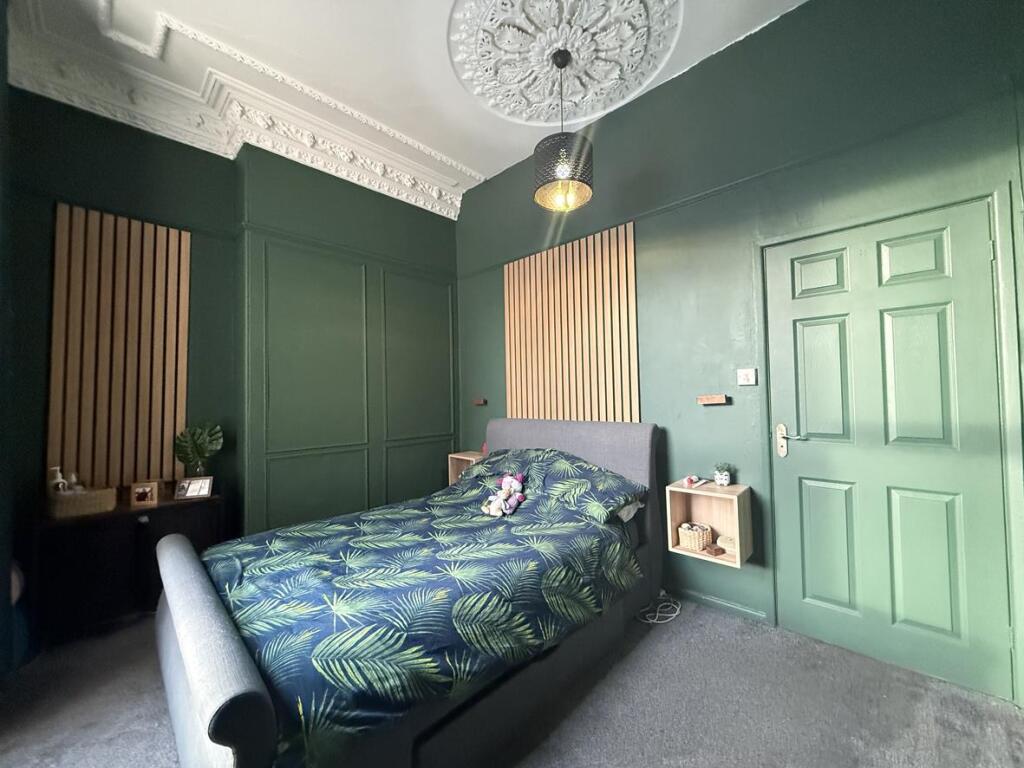 Ford Park Road 10b - Bed 2 Front...jpg