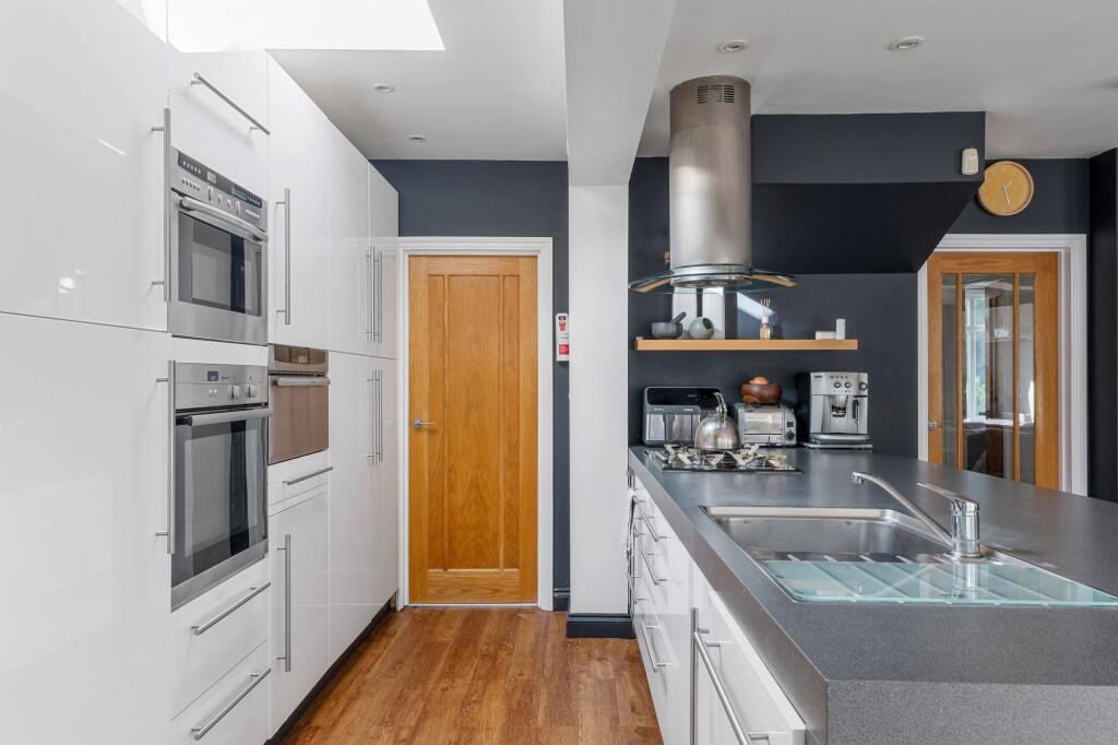 Kitchen-Family Room