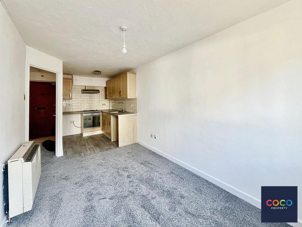 Sitting Room/Kitchen