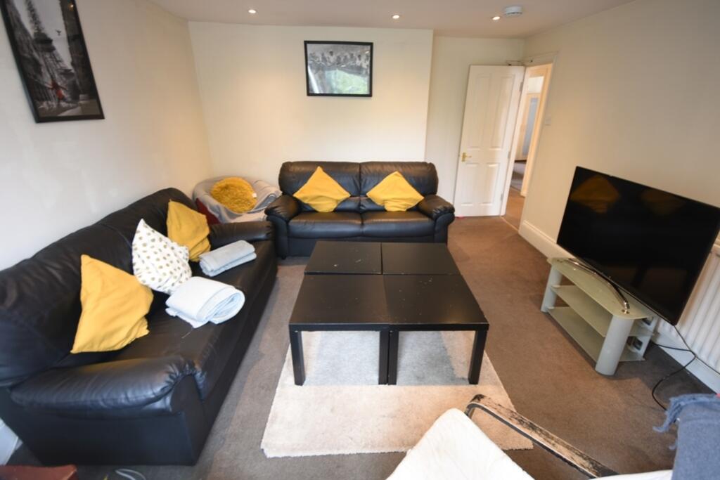 11 Brentwood photos08