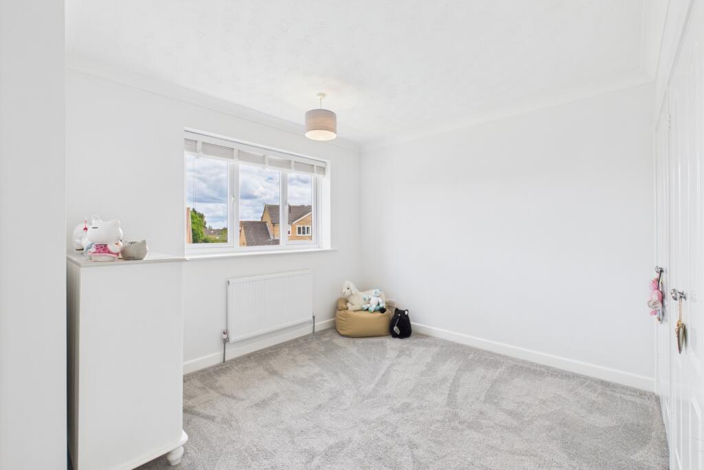 CAM03162G0-PR0302-STILL041