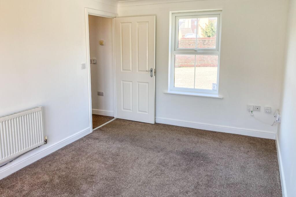 2 Griffin Close, Great Chart, Ashford, Kent, TN23 5GF