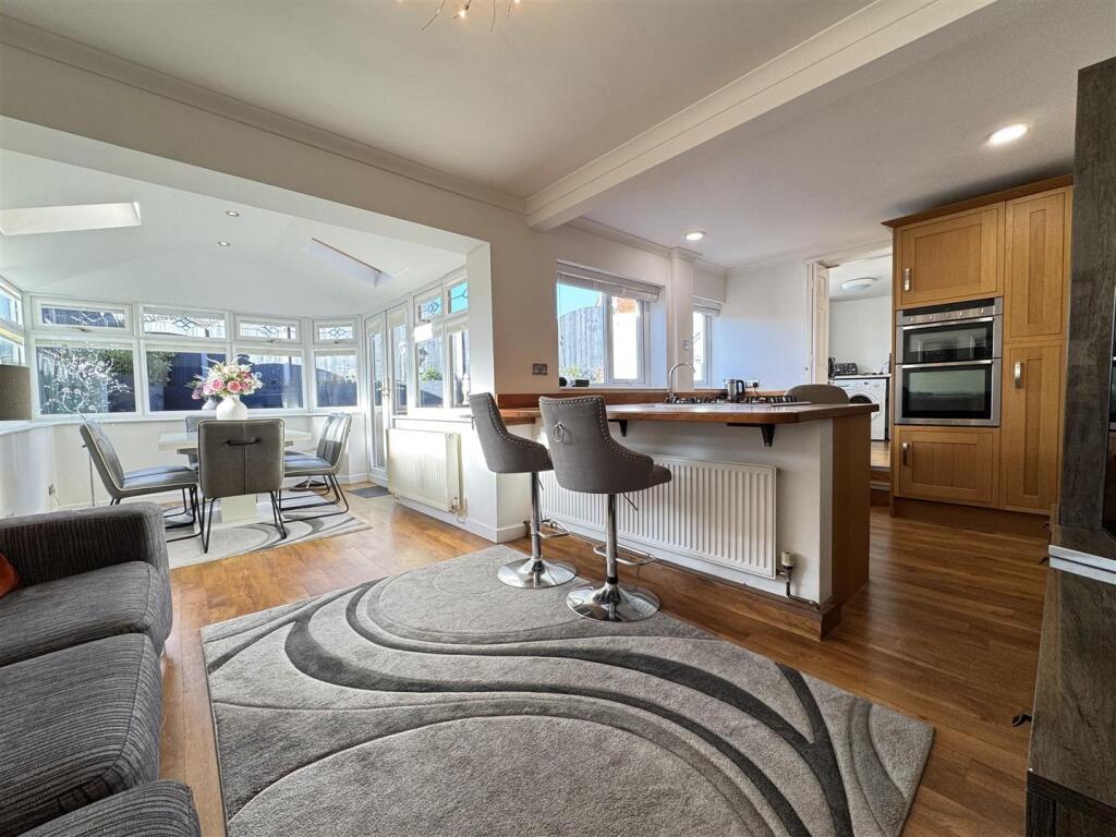 IMG_4625 (Large).JPG