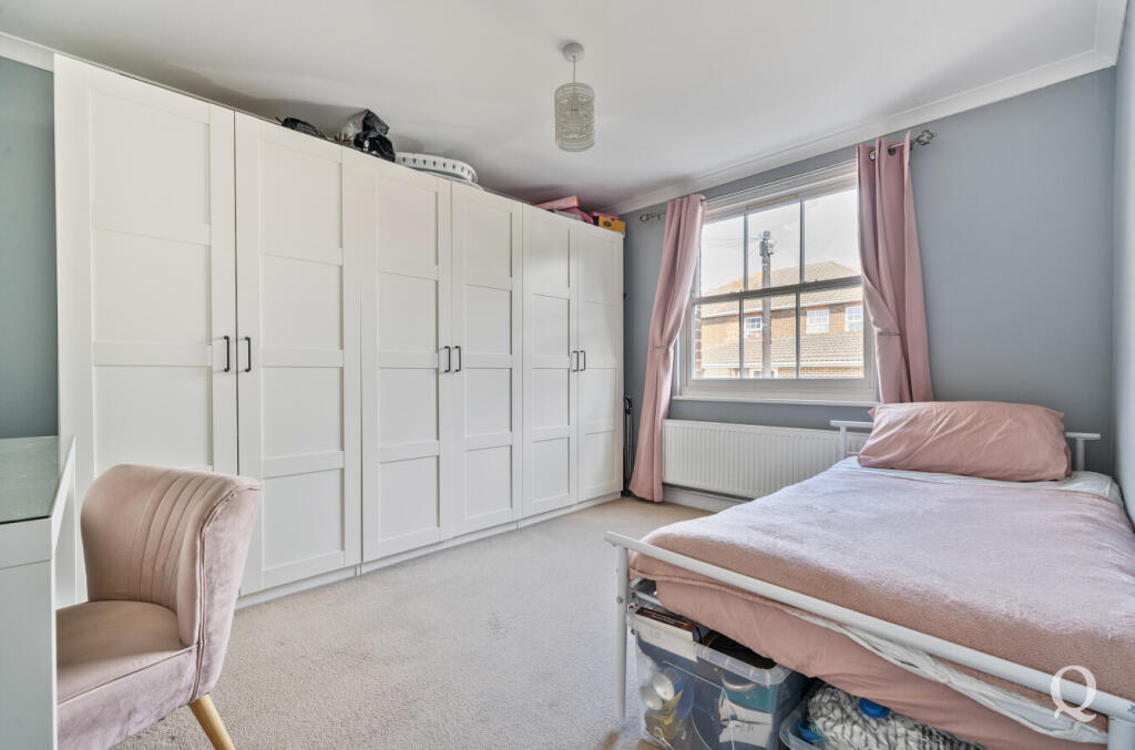 084db64d-b49a-40f...