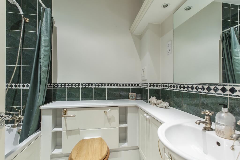 royal-belgrave-ho...