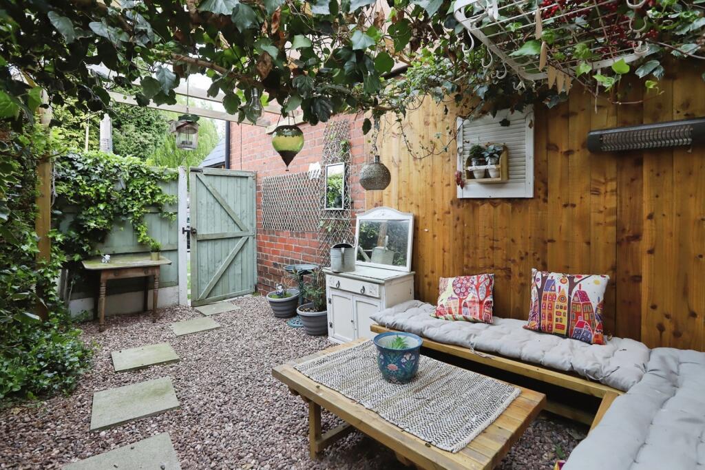 Outside Sitting Area