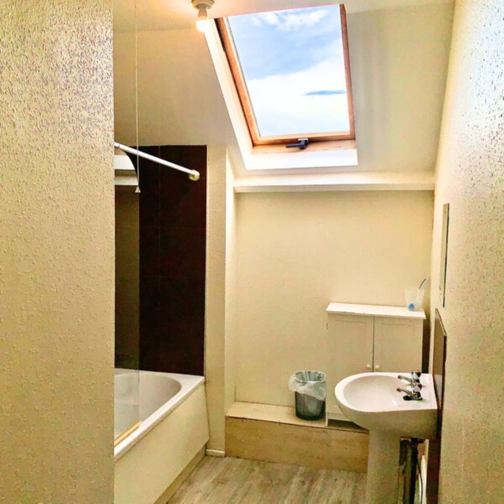 9 heaton hall road h