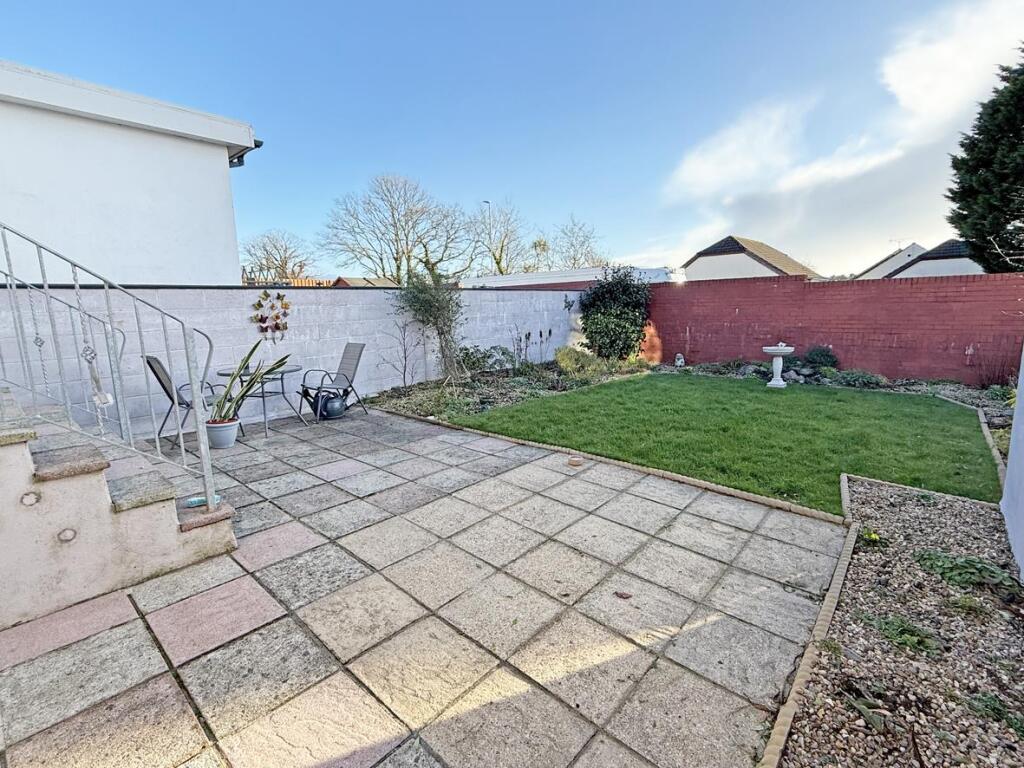 Old Woodlands Road 86 - Garden 2.jpg