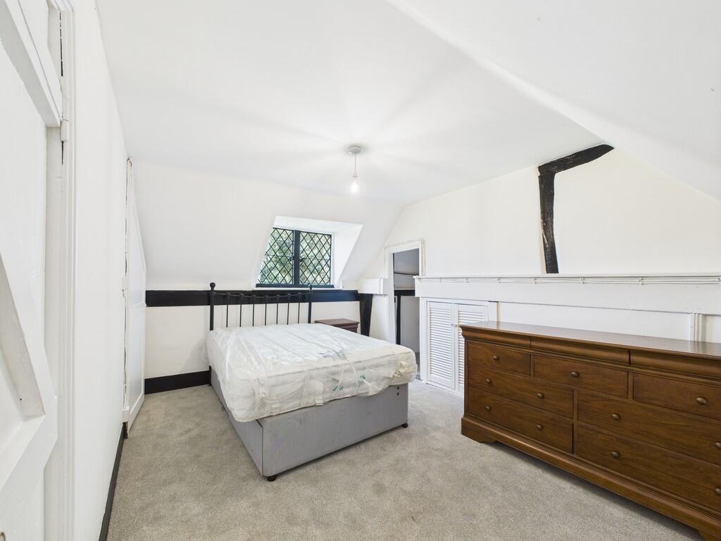 CAM04018G0-PR0258...