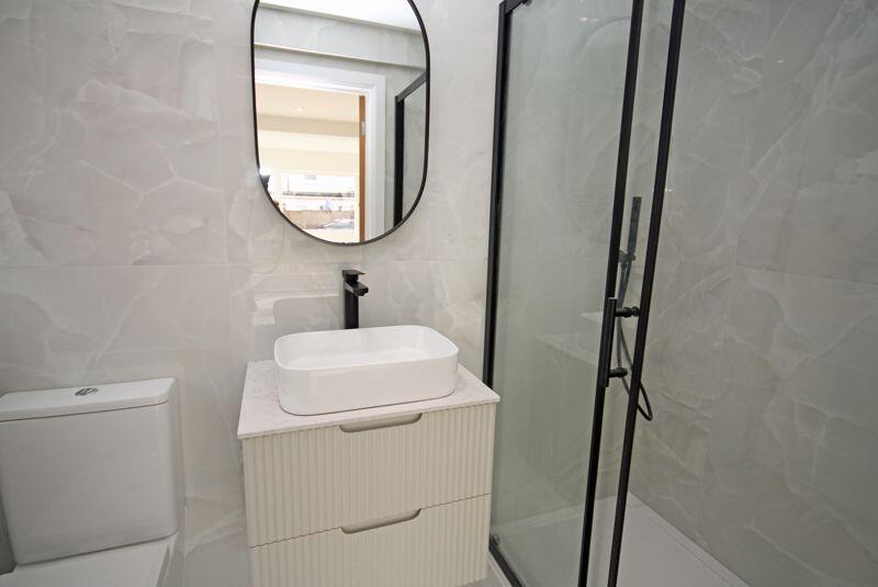 Ensuite shower room