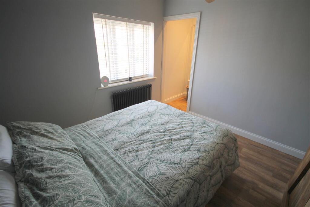 GA Bedroom One i.JPG