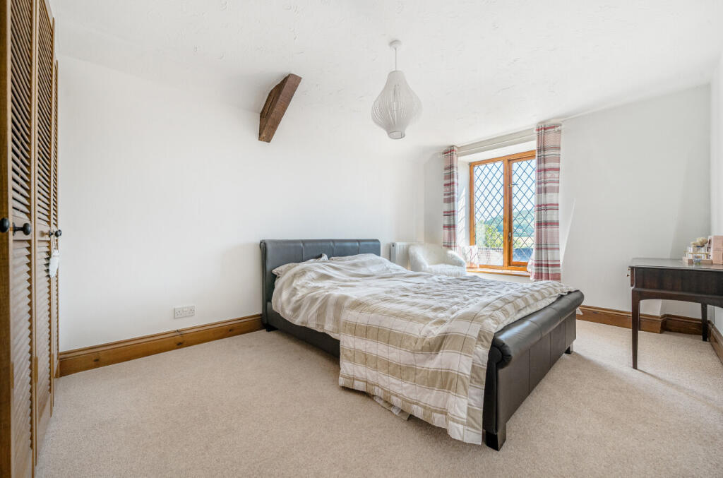 1281793-61-682732...