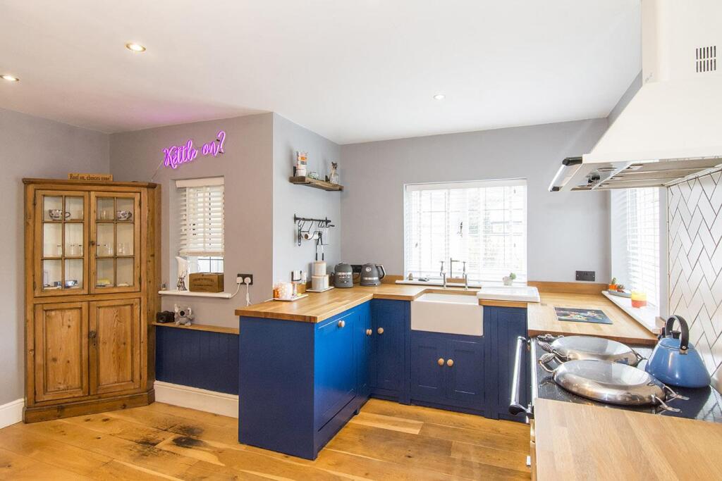 Breakfast Kitchen