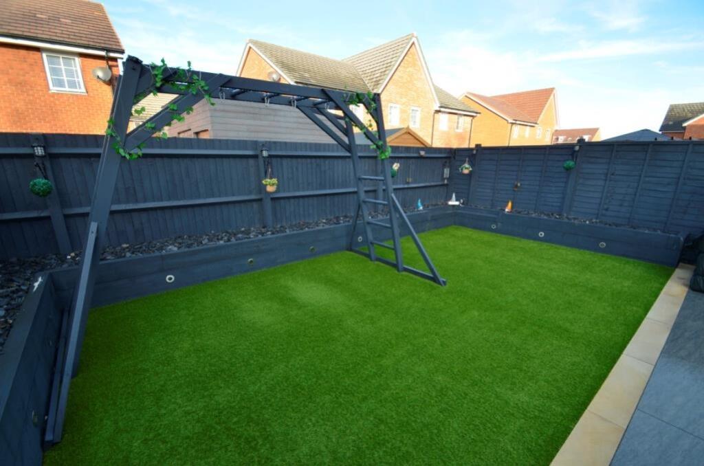 _DSC0039 (Medium)_lge