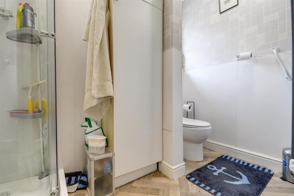 Ground floor bathroom