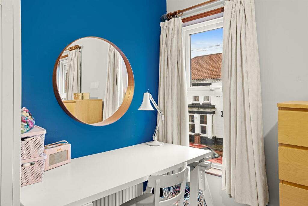 WhitehallRd-010.jpg