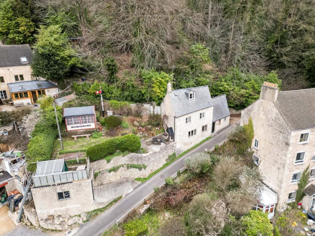 Picture No. 02