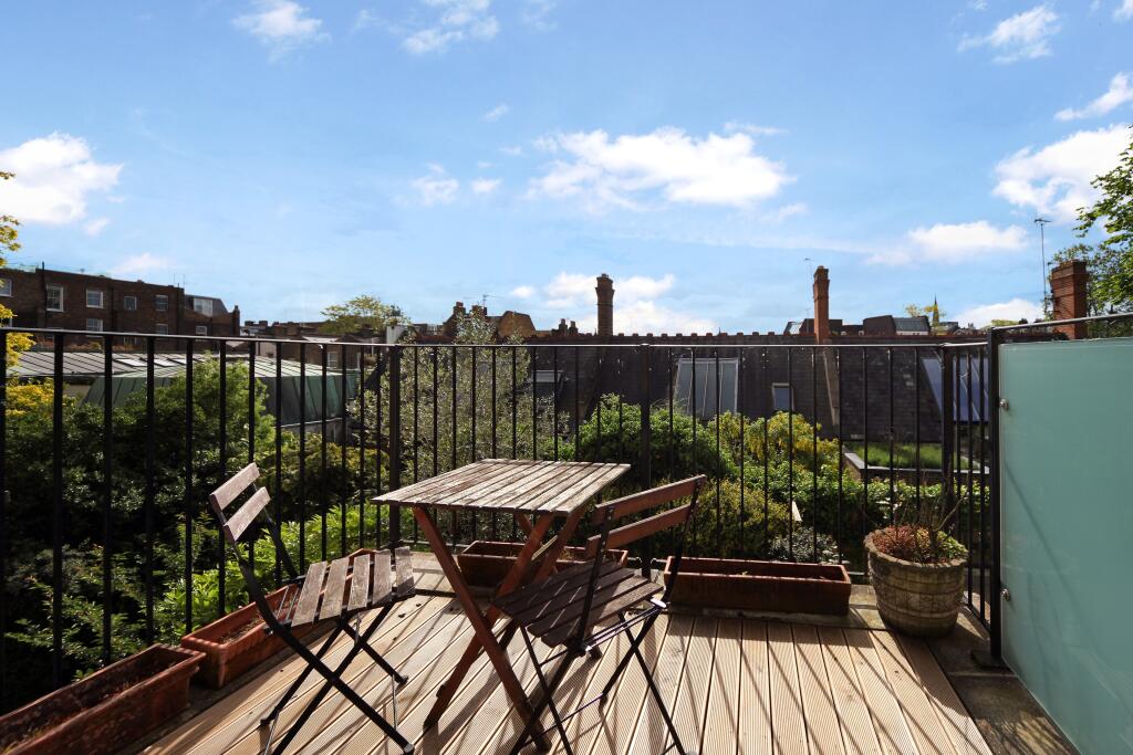 TERRACE.JPG
