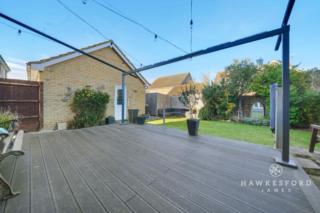 Stangate Drive, Iwade - Garden