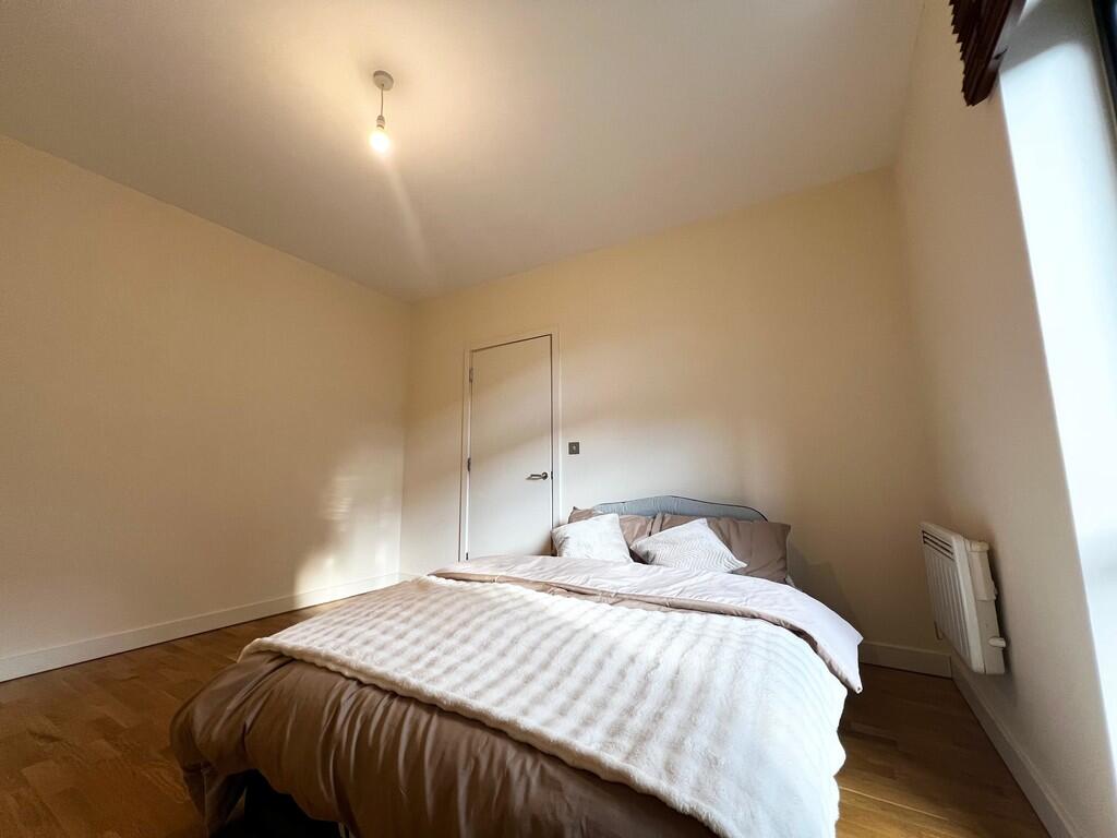 Bedroom 2 (2)