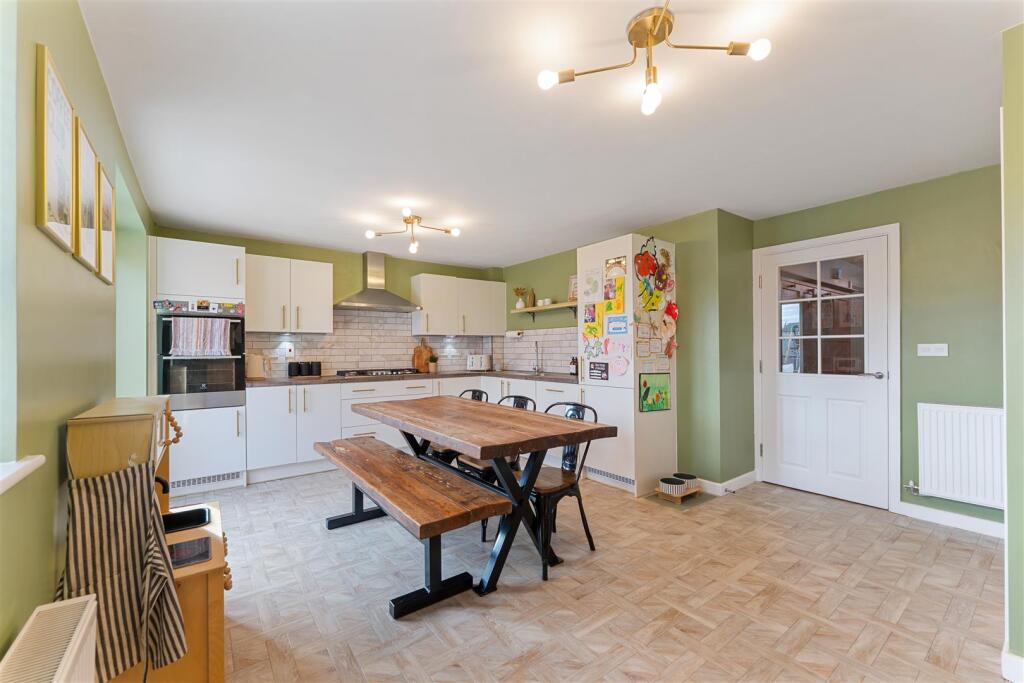 Kitchen Diner