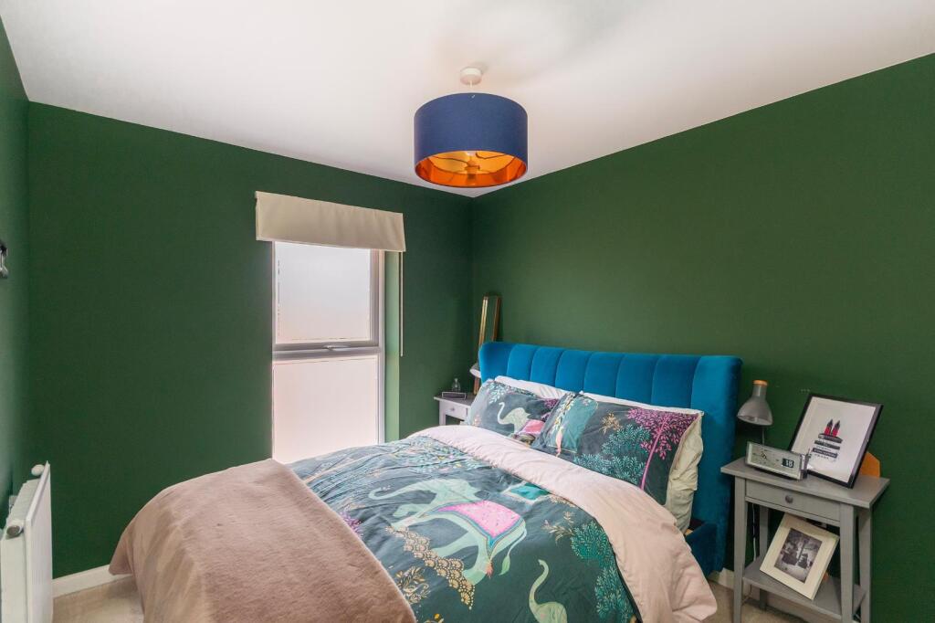 2B4WFS - Bedroom B.jpg