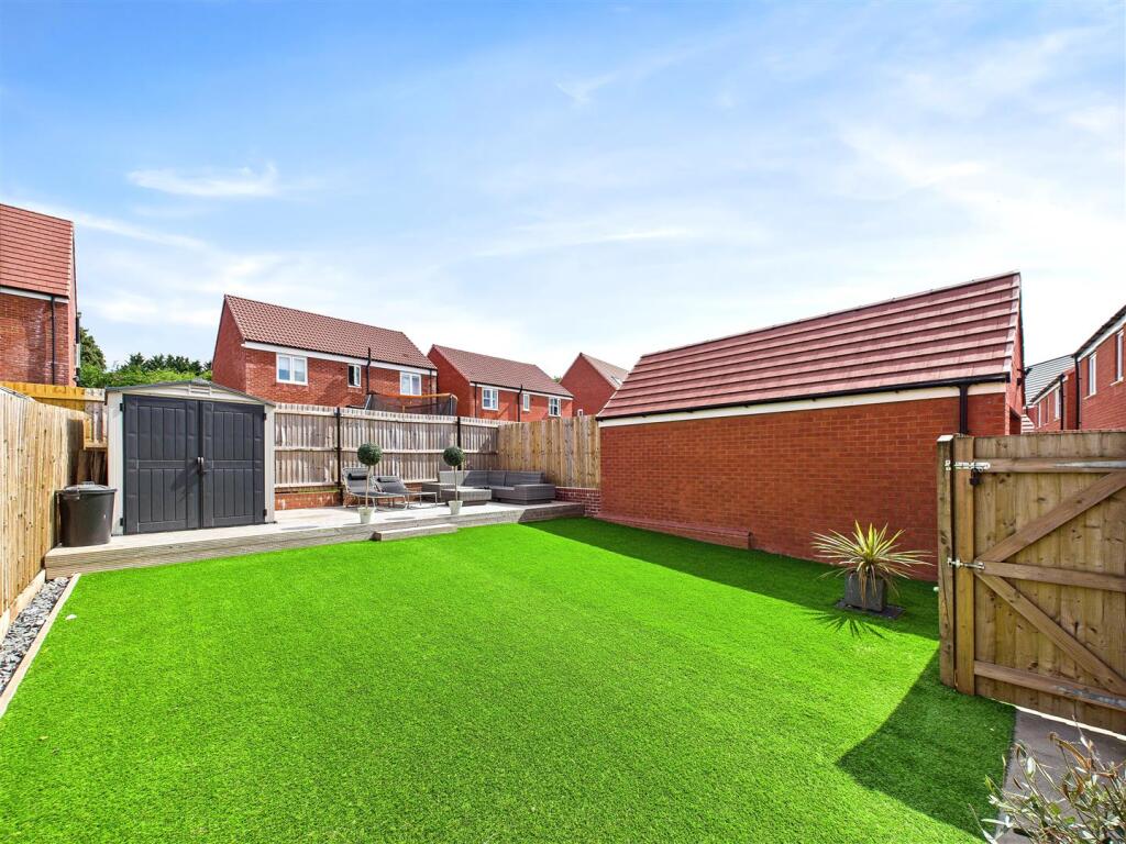 Beveridge Road, Anslow (3).jpg