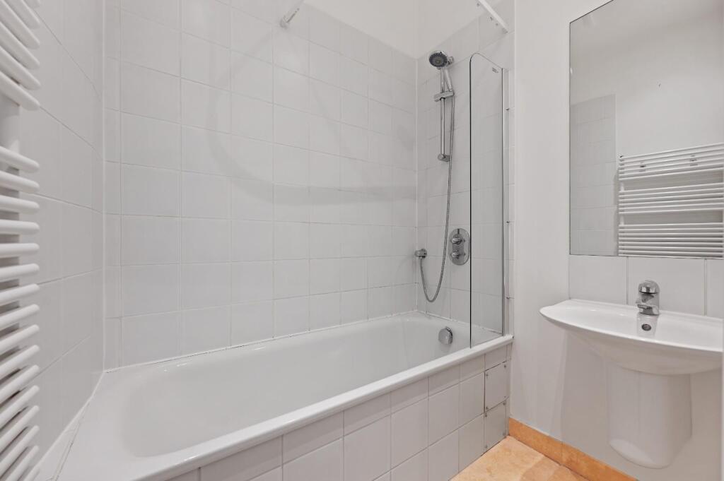 Sinclair Road - Bathroom