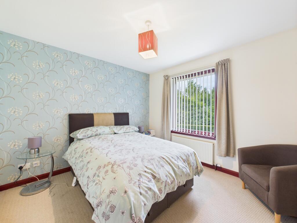 CAM03481G0-PR0109-STILL019