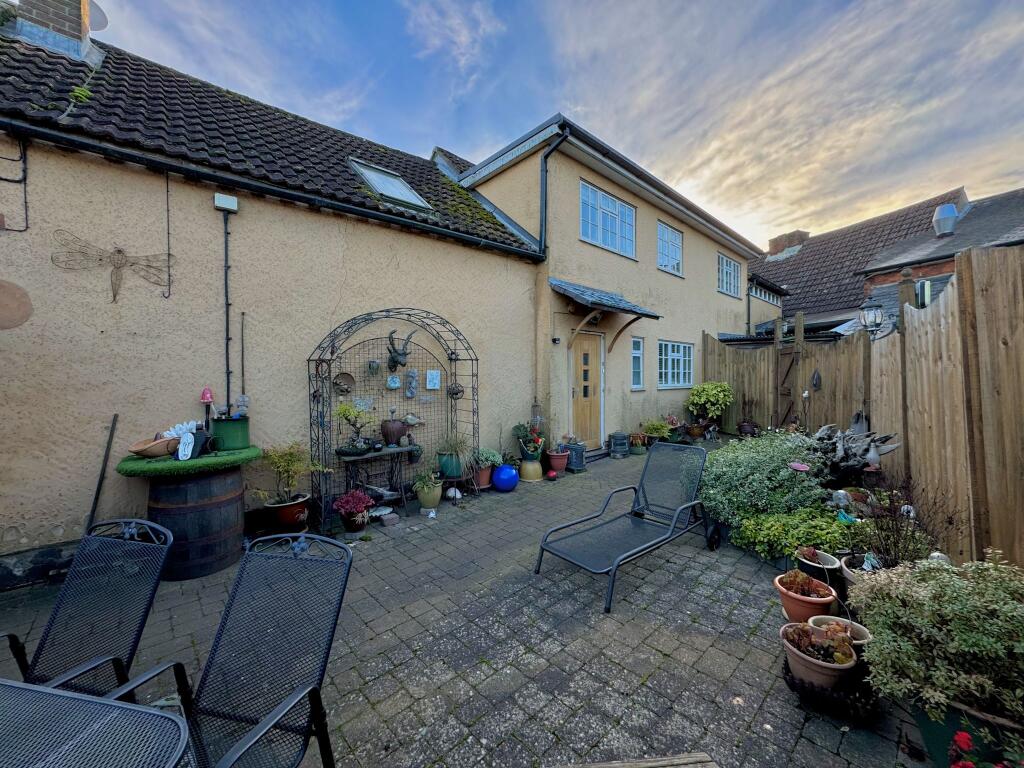 Enclosed Garden - House